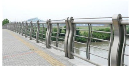 九江Q355D方管护栏专业厂家