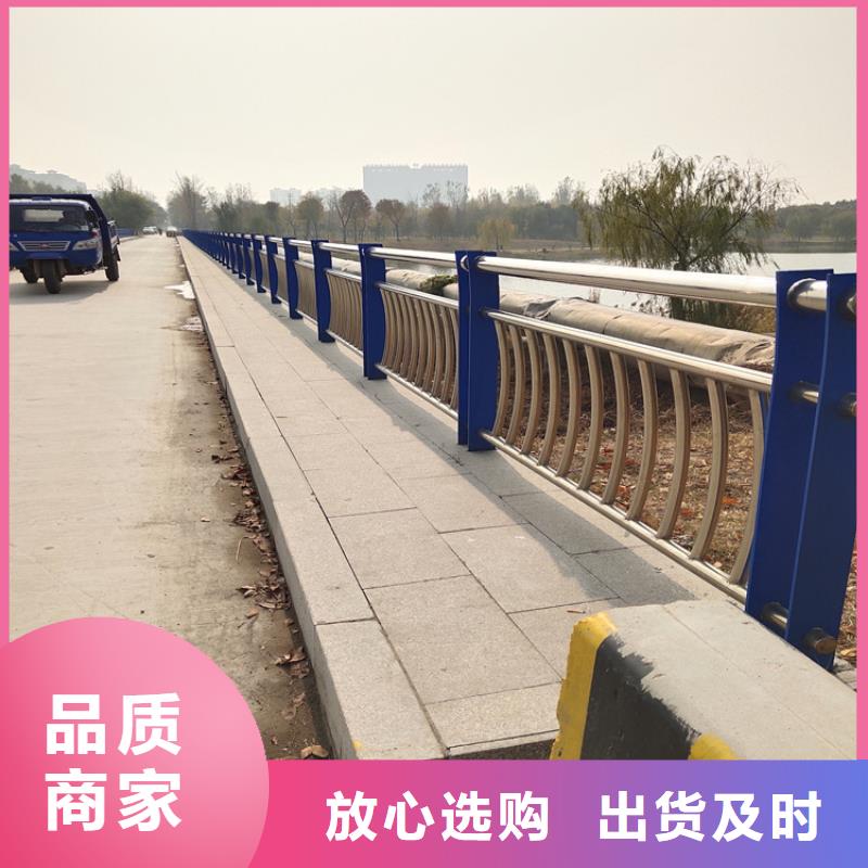 郑州钢板包厢防撞护栏具有良好的自洁性展鸿护栏售后有保障