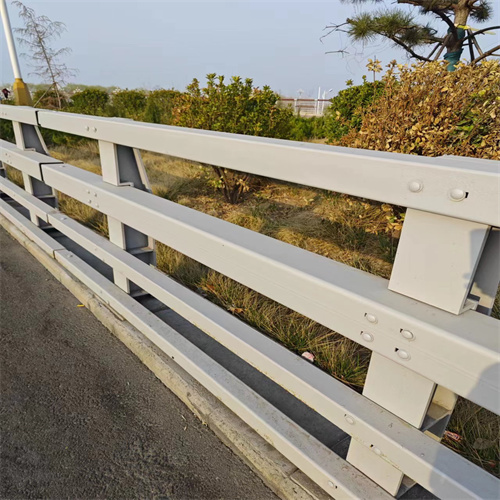 桥梁防撞护栏生产厂家品质有保障信誉有保证