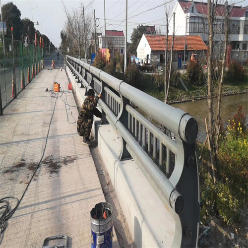 不锈钢桥梁护栏安装定制-实力厂家使用寿命长久