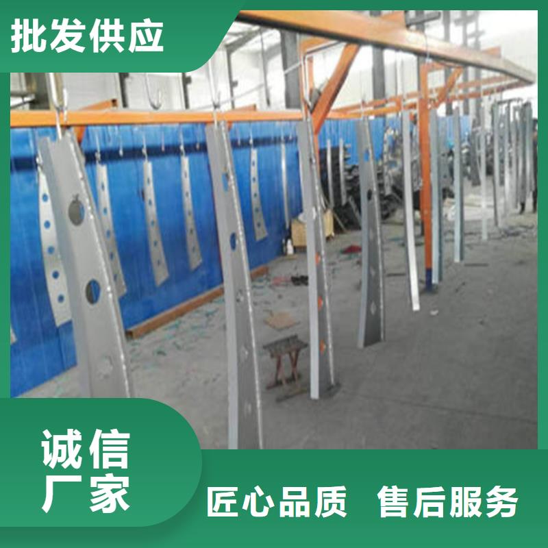 供应304不锈钢复合管桥梁护栏_精选厂家拒绝伪劣产品