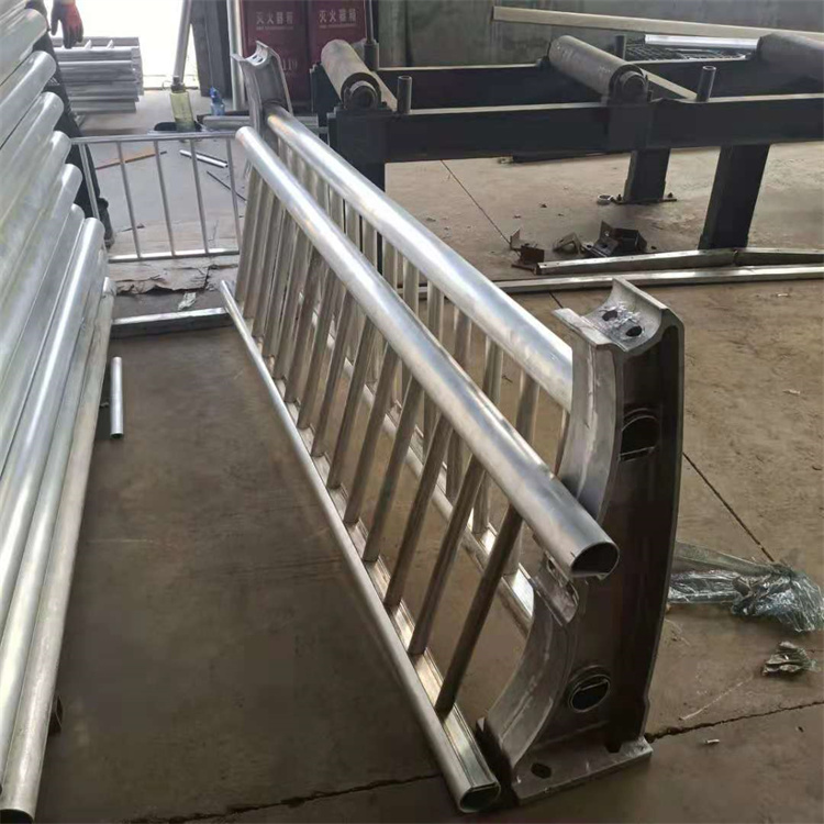 济南桥梁栏杆焊接喷塑当地公司