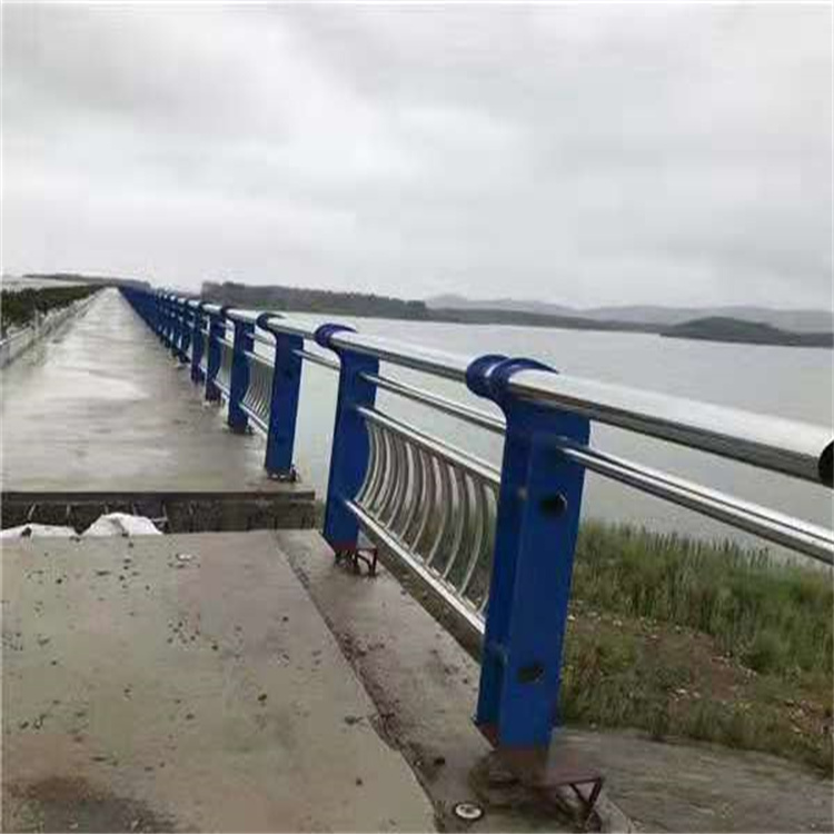 通化质量可靠的桥梁防撞护栏批发商