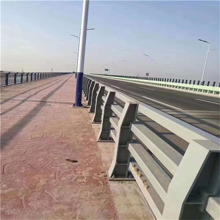 桥梁道路防撞栏杆生产制作一站式服务