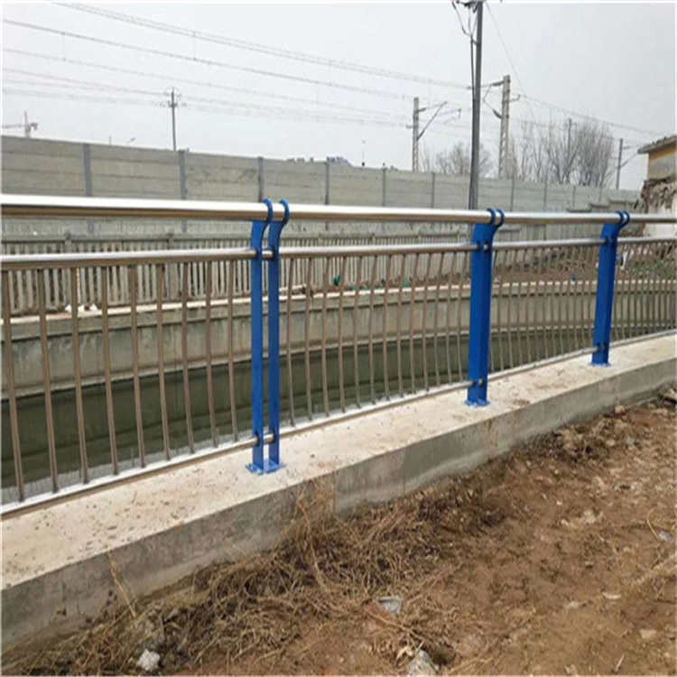 不锈钢金属桥梁栏杆生产周期短原料层层筛选