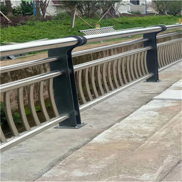 襄阳质量可靠的铝合金桥梁护栏基地