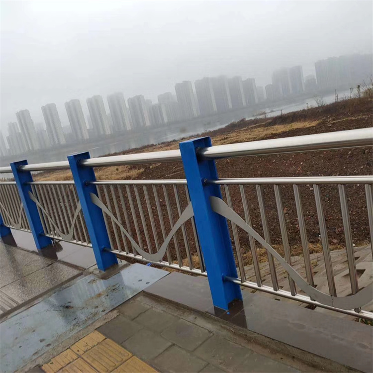 深圳河道护栏专业护栏生产基地