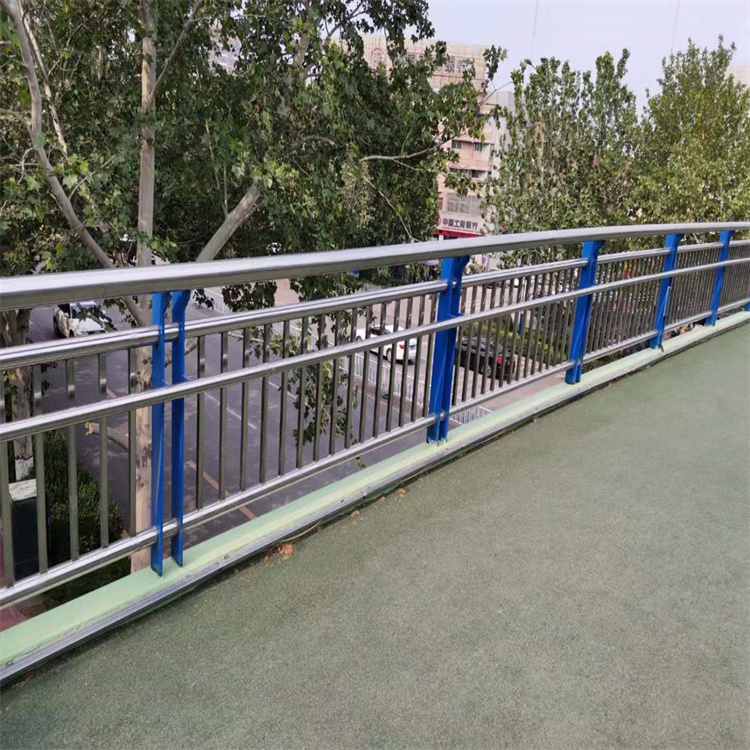 桥梁组合式防撞护栏免费测量本地生产商