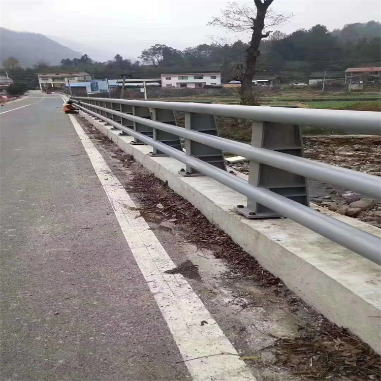 河道防撞桥梁护栏哪里生产保质保量