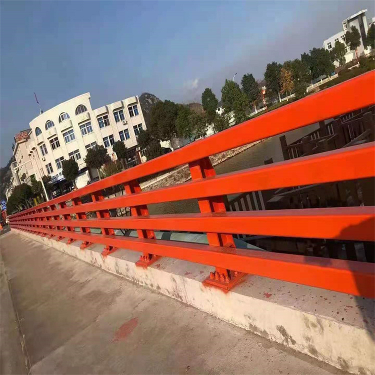 桥梁护栏栏杆焊接喷塑工厂直供