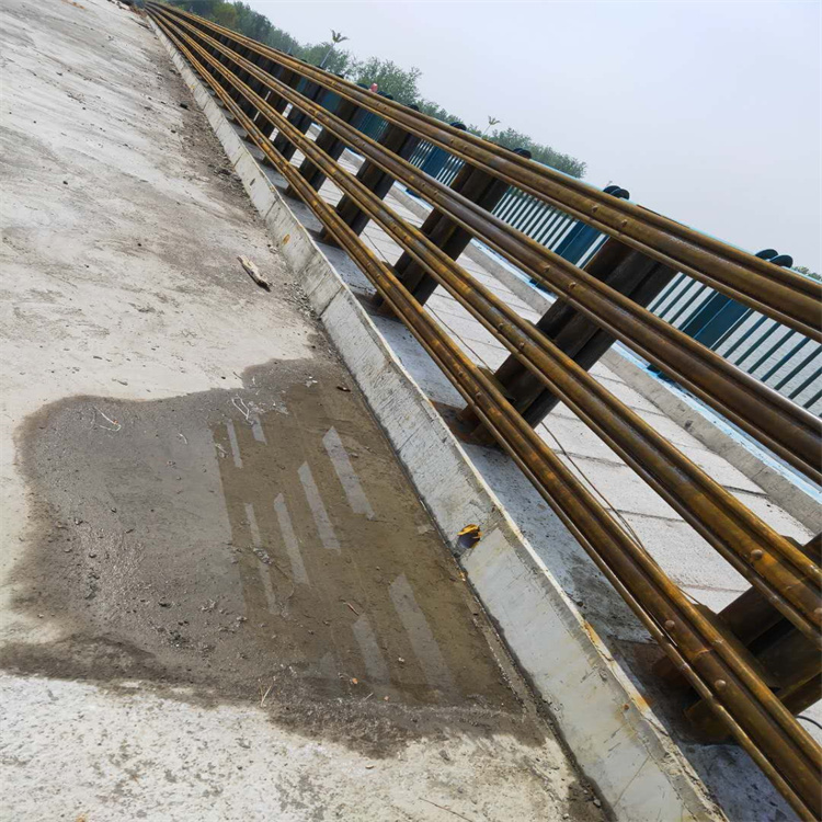 专业河道护栏焊接喷塑追求细节品质
