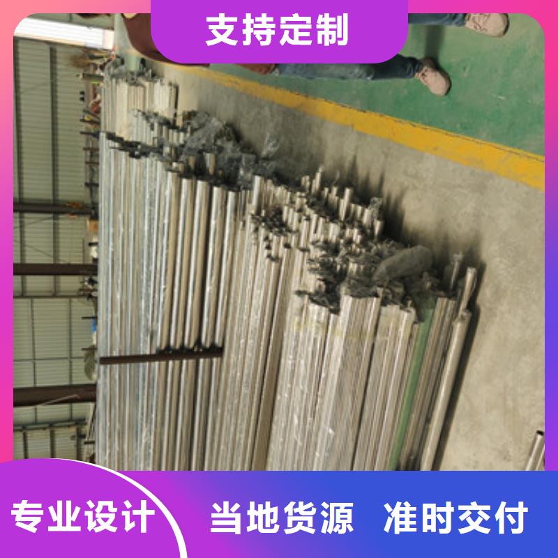 驻马店长江大桥防撞护栏安装很方便