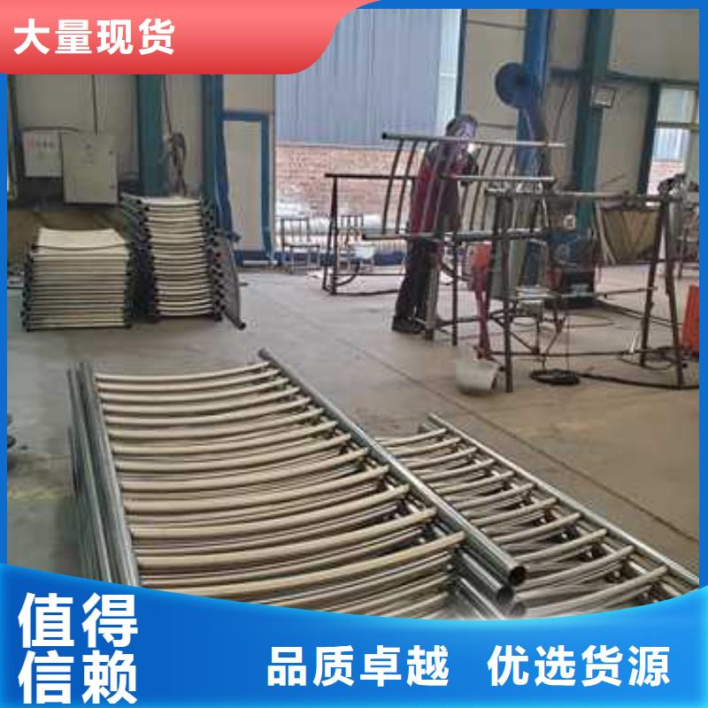 畅销安庆的不锈钢复合管防撞护栏生产厂家