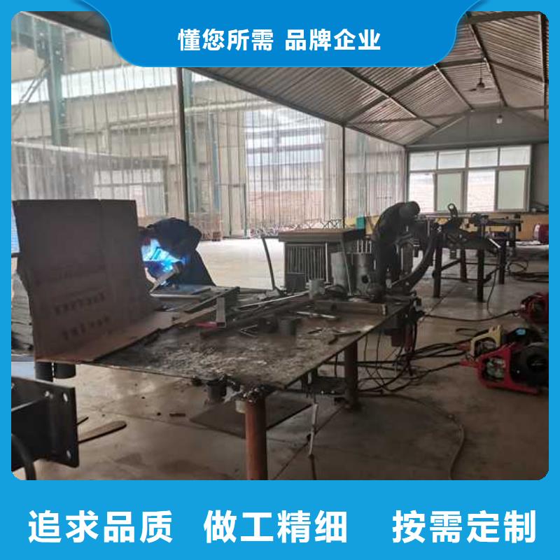 重庆钢结构防撞护栏生产厂商