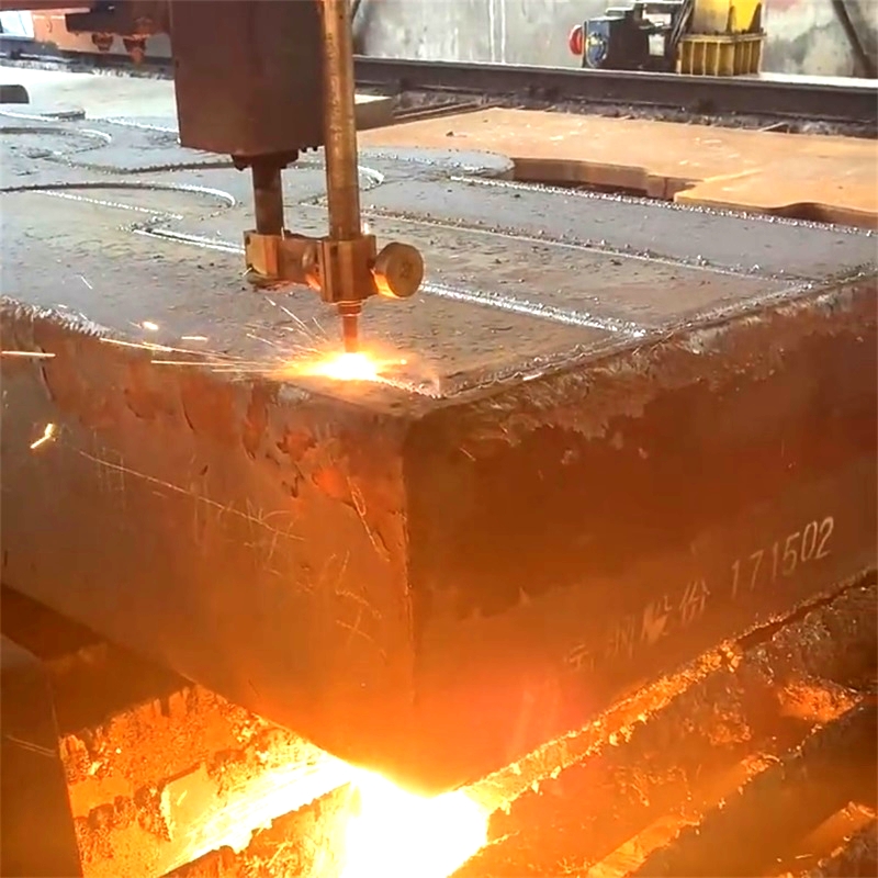 45#厚钢板切割280毫米厚厂家本地厂家