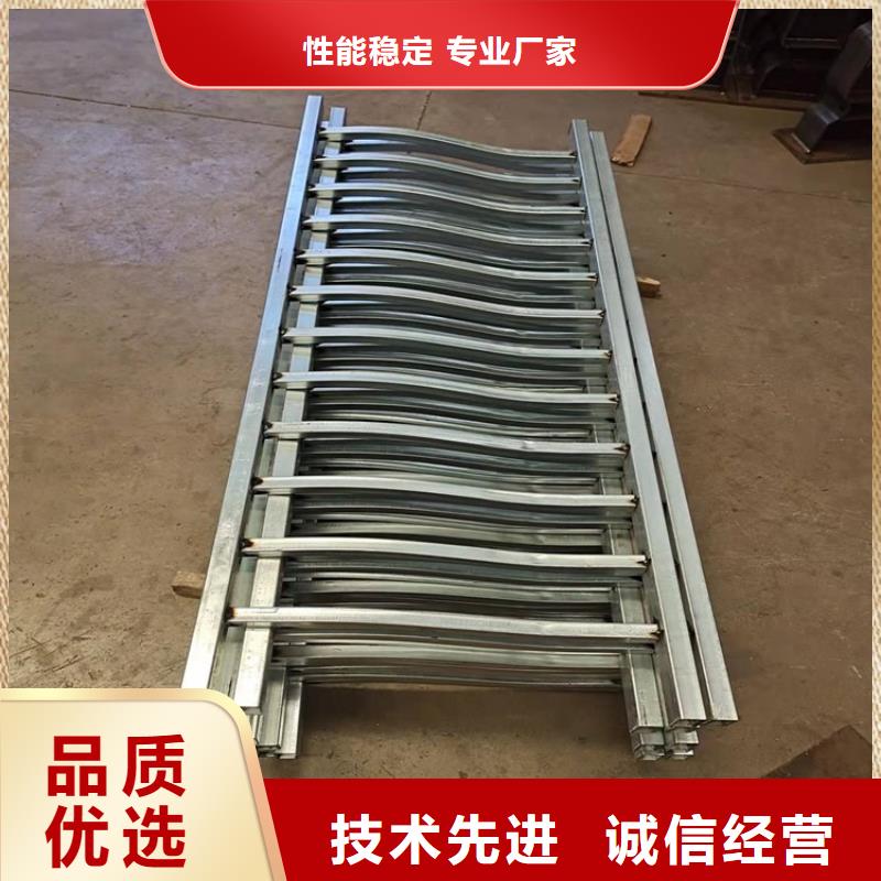 云南省曲靖师宗不锈钢碳素钢复合管栏杆市场报价