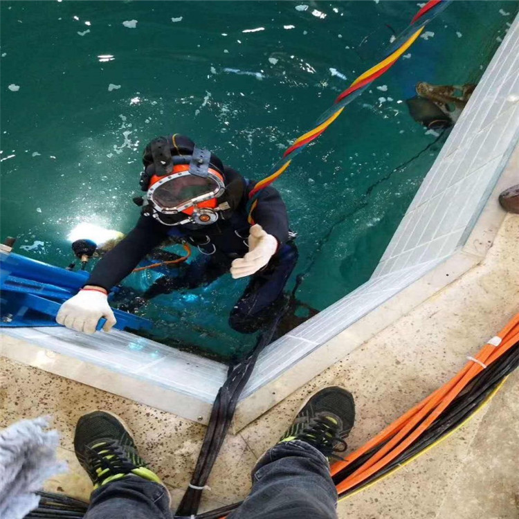 佛山市潜水员打捞公司-蛙人水下打捞施工团队