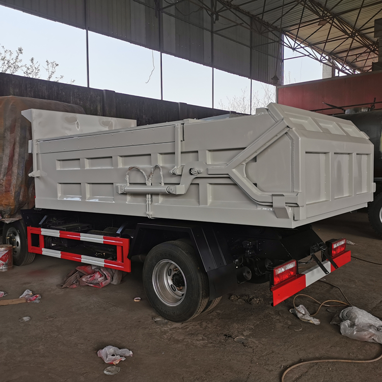 专用5吨粪污粪便运输车+淤泥粪污传送转运车价格