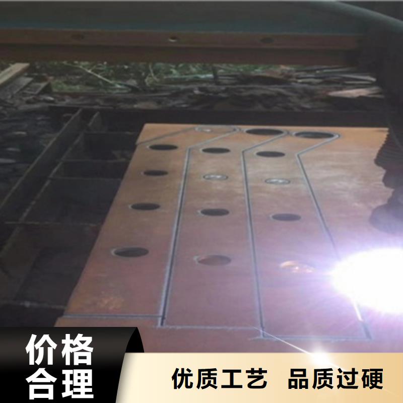 丽江河道防护不锈钢栏杆上门安装