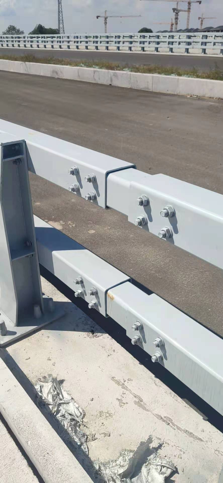 316不锈钢复合管人行道护栏安装厂家发货迅速