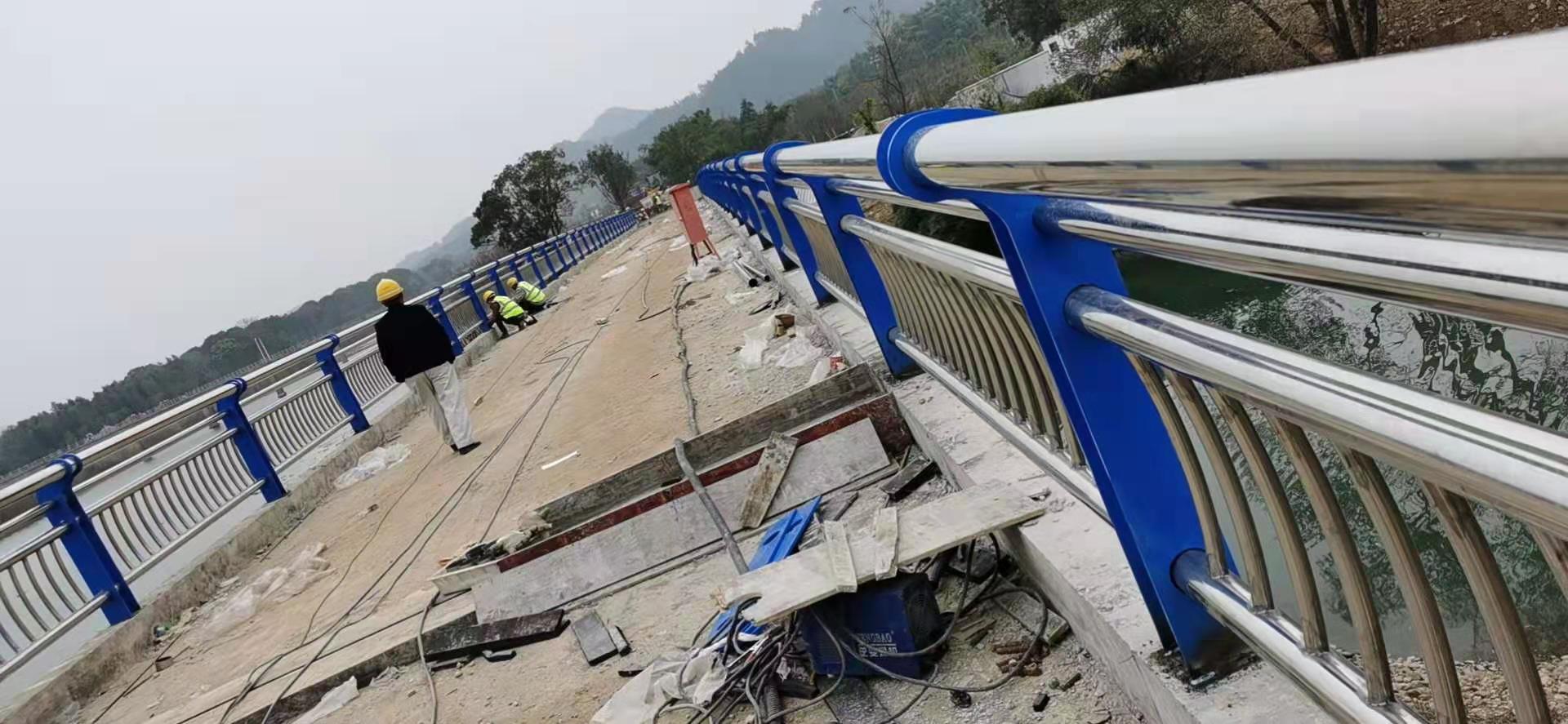 乐东县桥梁防撞护栏质量有保证