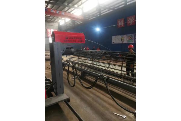 海东数控型钢筋笼滚焊机欢迎咨询