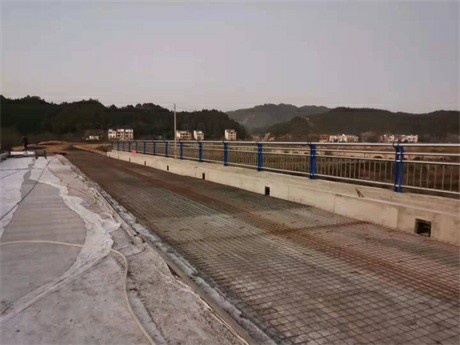 咸宁青海不锈钢复合管护栏多年行业经验