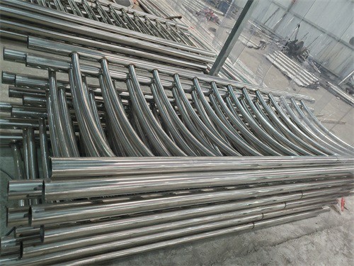 诚信的重庆不锈钢复合管护栏生产厂家做工精细