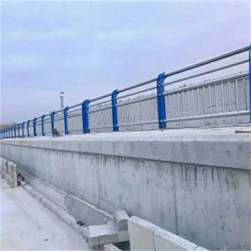 南宁不锈钢复合管护栏厂家直供不锈钢碳素复合管	品质保障售后无忧