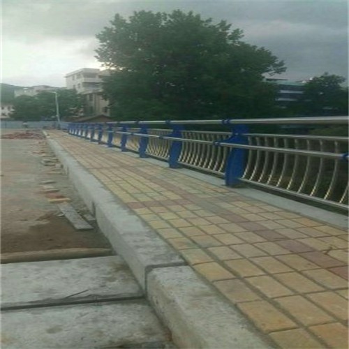 伊犁新型桥梁景观护栏