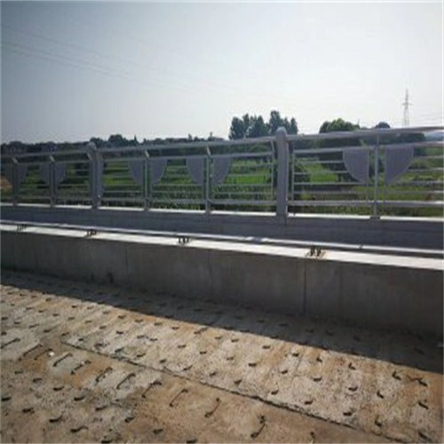 四川不锈钢复合管护栏实力厂家放心选择！附近经销商
