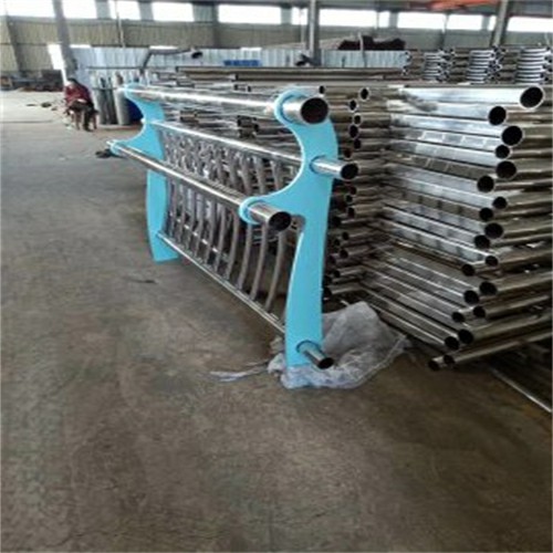 江苏不锈钢复合管护栏价格-生产厂家专业的生产厂家
