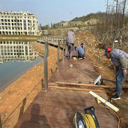 南京常年供应不锈钢复合管护栏厂商-热销