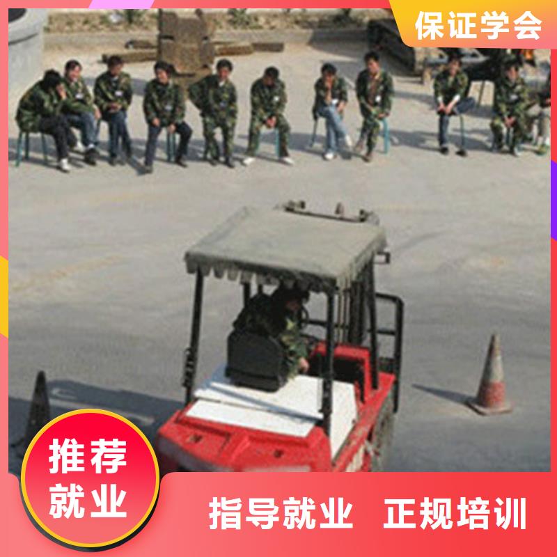 忻州周边的挖沟机学校|虎振挖掘机专业学校