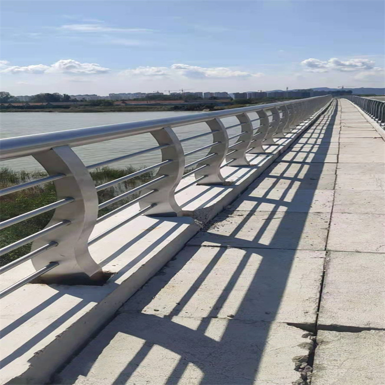 河道桥梁防护护栏喷塑镀锌诚信经营
