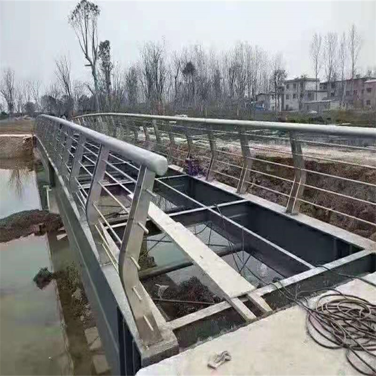 北京桥梁河道道路护栏实体厂家