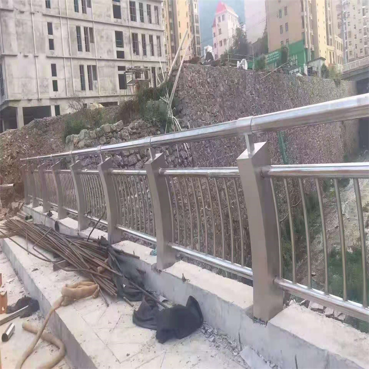 衢州桥梁钢防撞护栏非标定制