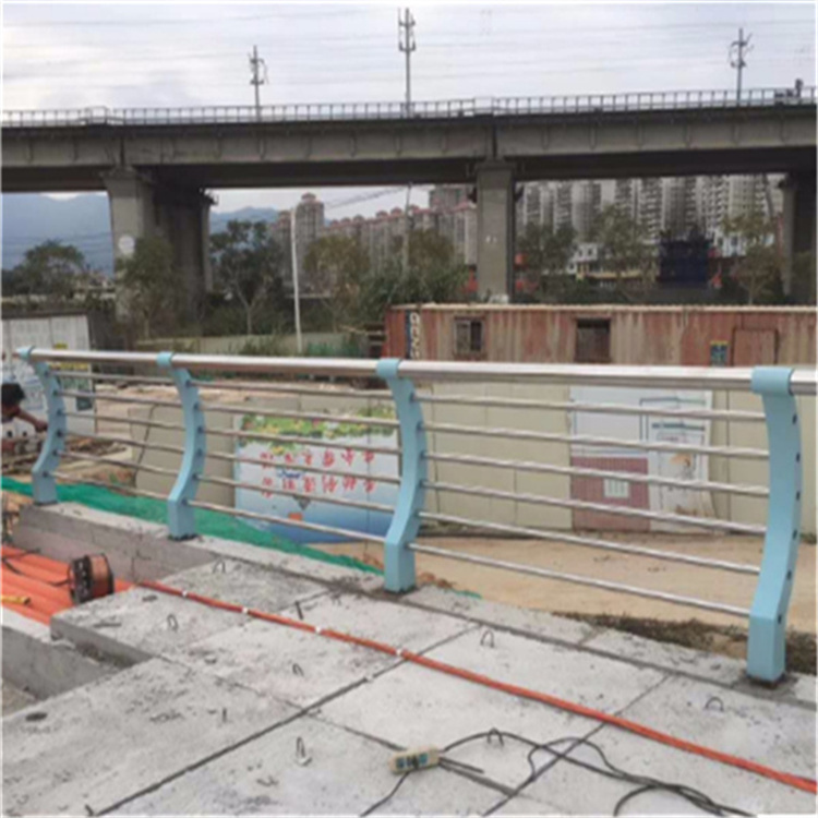 河道防撞桥梁护栏常用规格型号同城公司