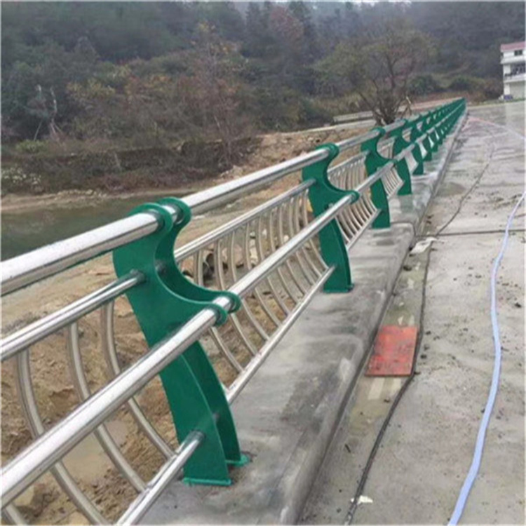 惠州河道防护桥梁护栏安装方便