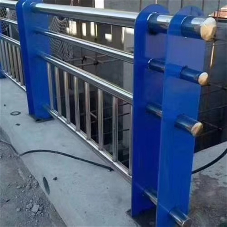 防撞护栏防撞护栏安装方便价格公道合理