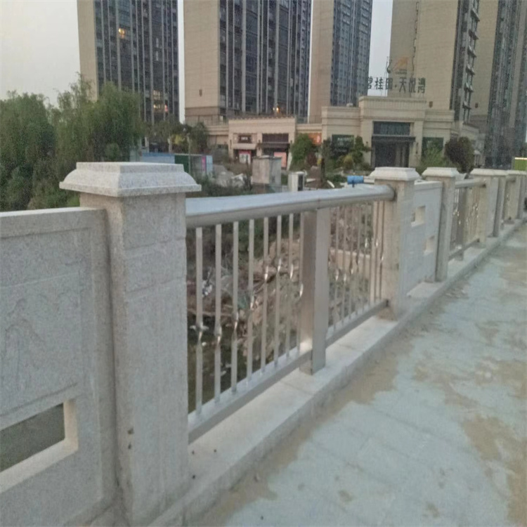 河道桥梁景观护栏安装方便本地制造商