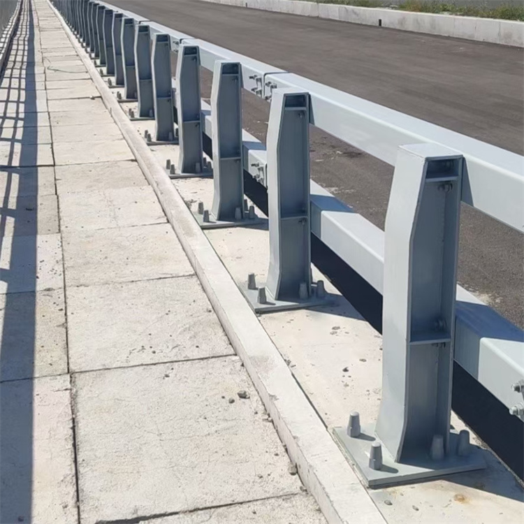 桥面防撞护栏多少钱一米实体厂家支持定制