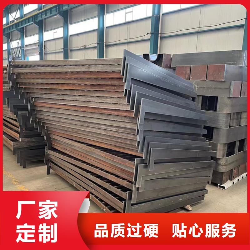 生产钢结构防撞栏杆的厂家常年出售