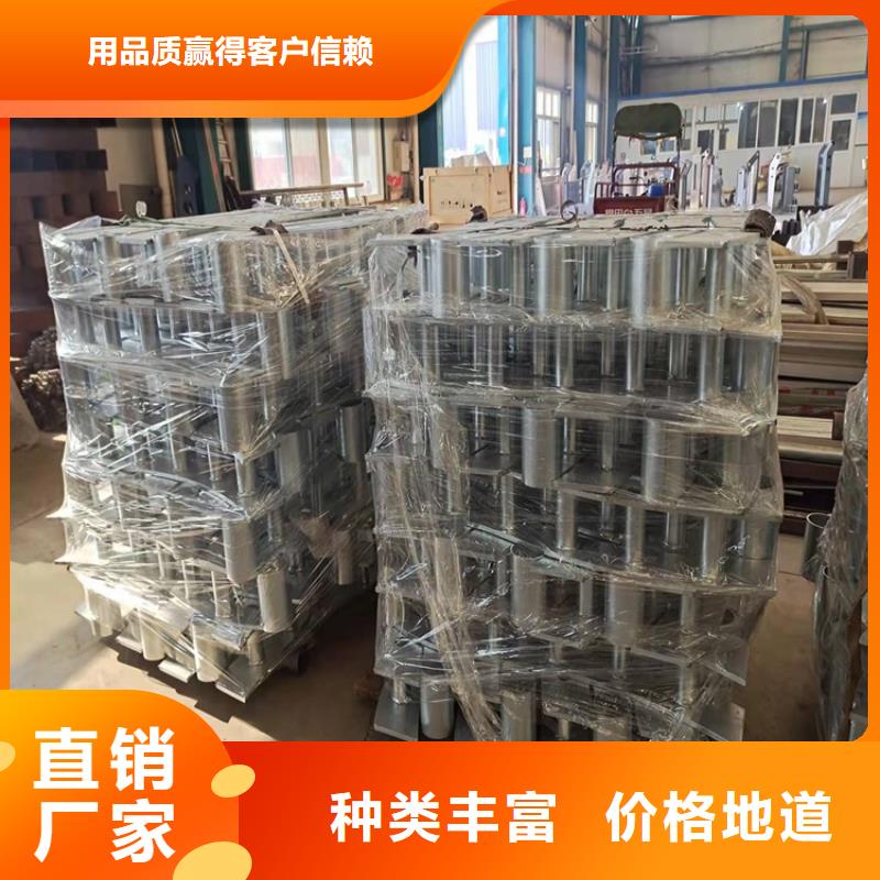 河南省新乡市热镀锌喷塑防撞钢管护栏品质保证源头厂家供应