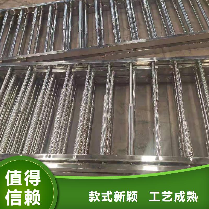珠海桥上的防撞护栏生产设备先进专业生产制造厂
