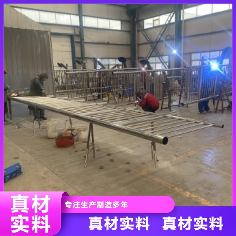贵州省钢制柱式防撞护栏质优价廉真实拍摄品质可靠