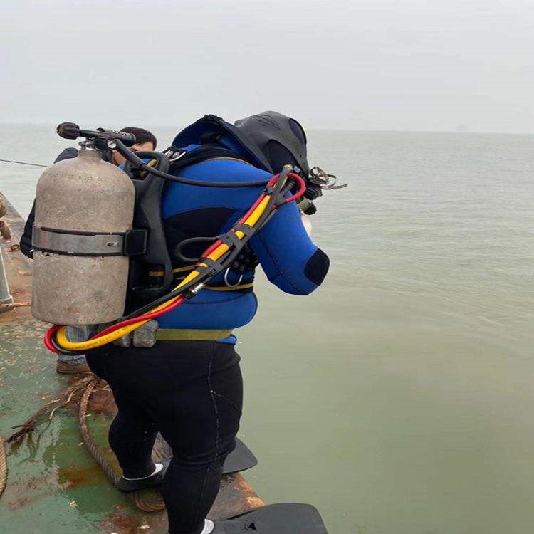 玉溪市水下打捞手机公司 潜水作业服务团队