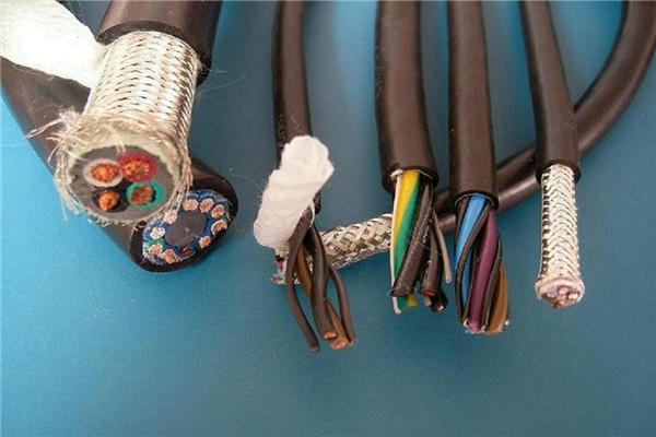 钢丝铠装控制电缆CHF32优惠中品质无所畏惧