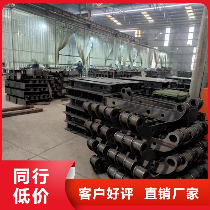 上海防撞护栏 不锈钢复合管护栏厂家选择大厂家省事省心