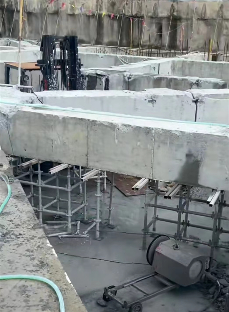 四川砼厂房柱子地坪切割改造厂家团队